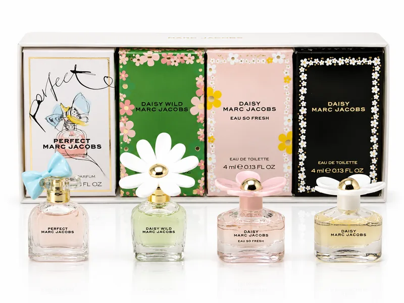 MARC JACOBS MINIS 4PC 0.15 OZ EDP/EDT